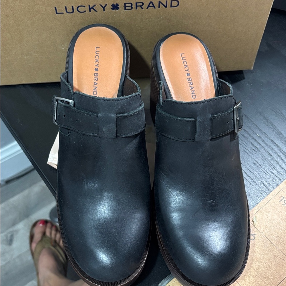 Lucky Brand Black Leather Clog Loafer Black Hario. LK-ODIBELL